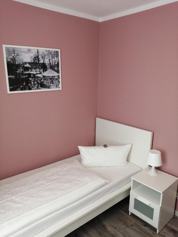 באד דירנברג Hotel Altes Badehaus מראה חיצוני תמונה